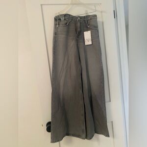 Never worn Zara Elephant jeans in Grey with tags size 02